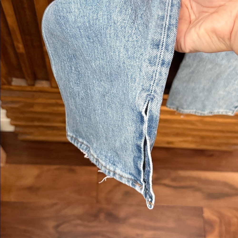 Abercrombie and fitch The 90s Straight Ultra High Rise Slit Hem. 6s / 28 - Picture 7 of 9